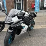 CF Moto 675 SR-R 2026 : sportive performante et accessible